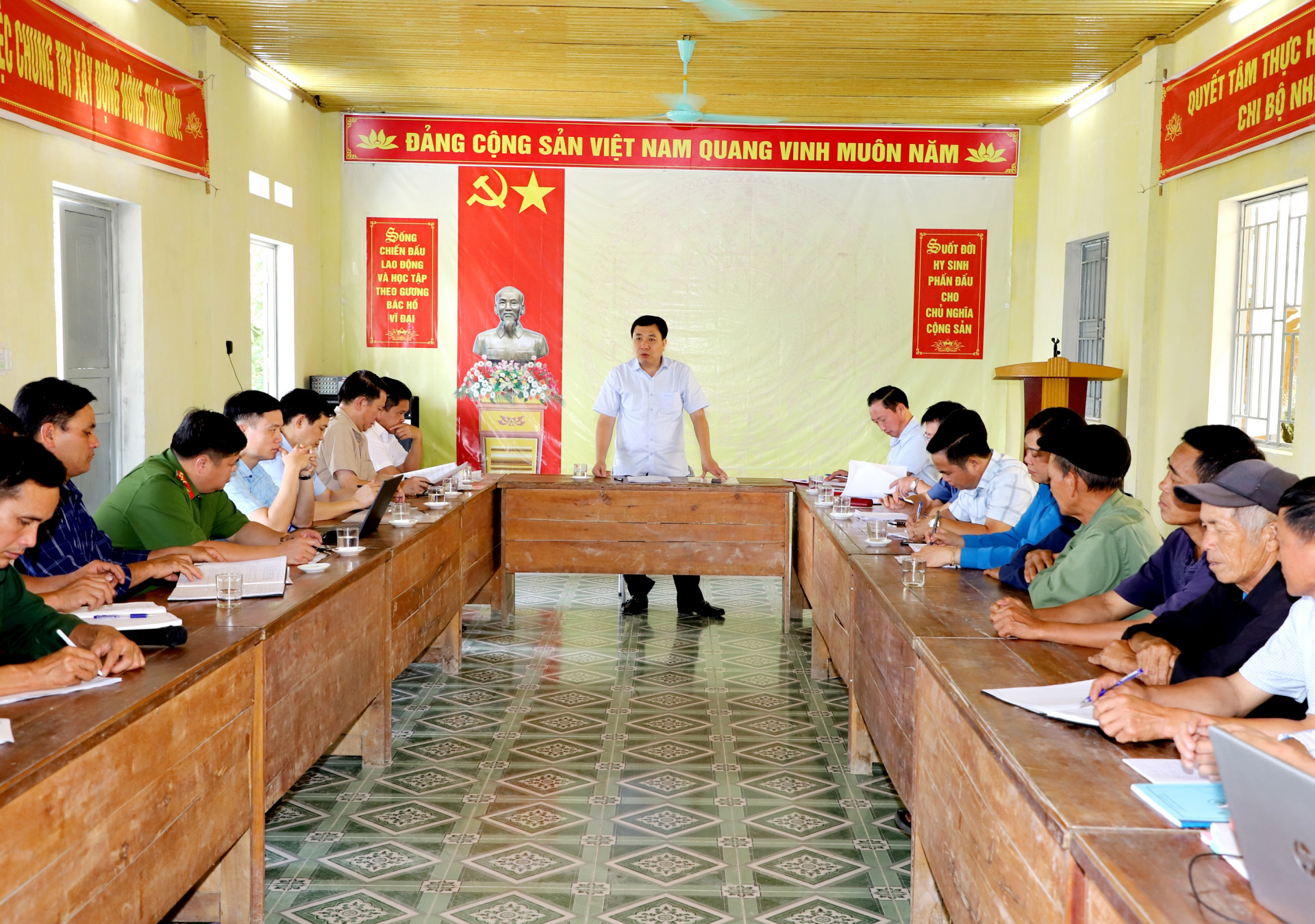 Quyền Bí thư Tỉnh ủy Nguyễn Mạnh Dũng làm việc tại huyện Hoàng Su Phì