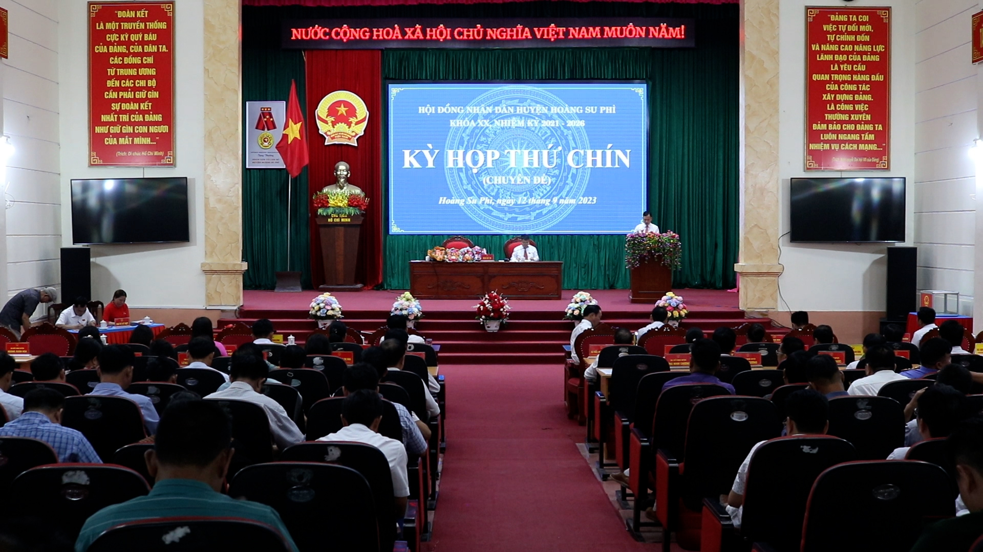 Hội đồng Nhân dân huyện Hoàng Su Phì khoá  XX, nhiệm kỳ 2021 – 2026 tổ chức kỳ họp thứ Chín