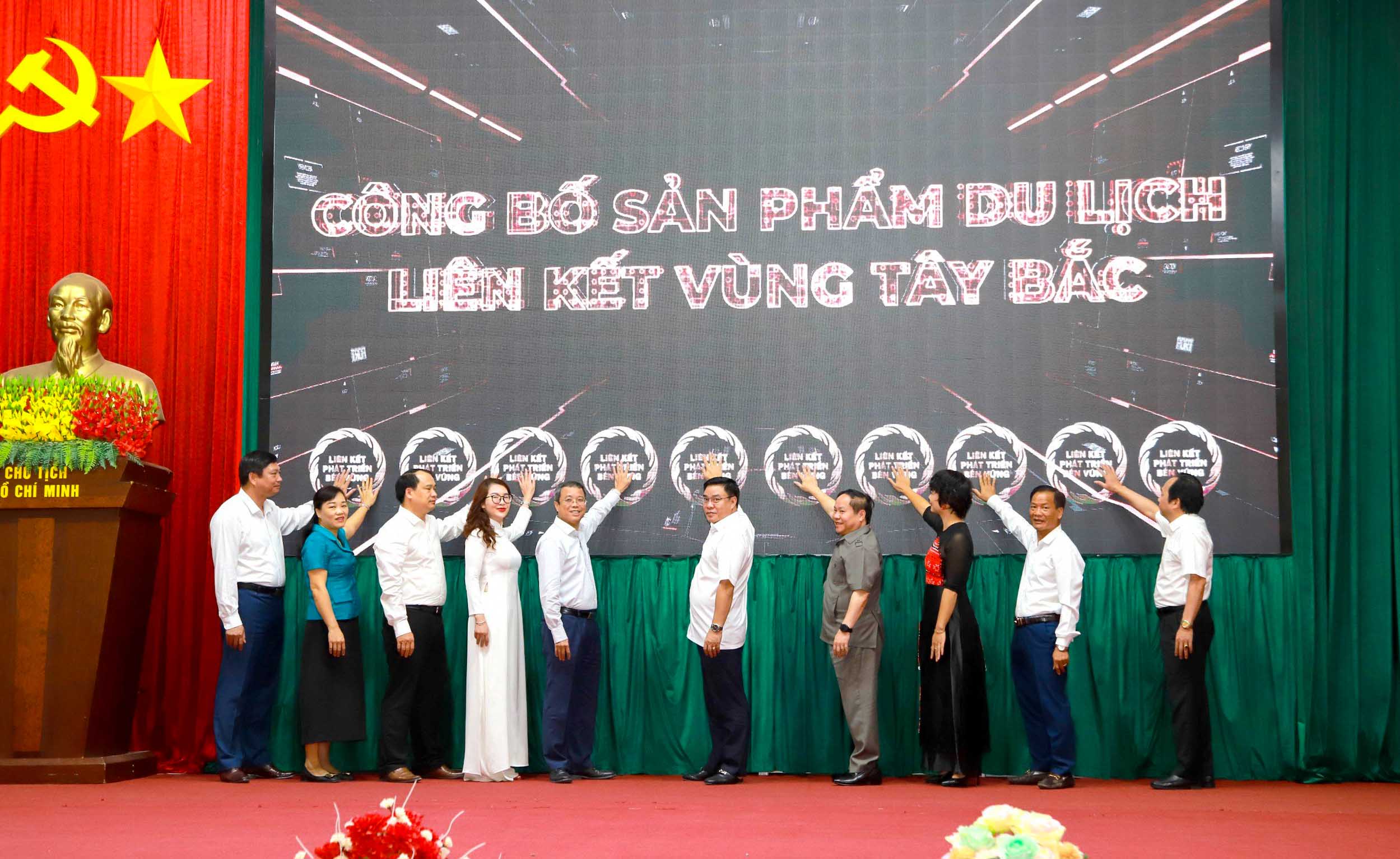 Hội thảo đẩy mạnh liên kết phát triển du lịch 8 tỉnh Tây Bắc mở rộng và Thành phố Hồ Chí Minh