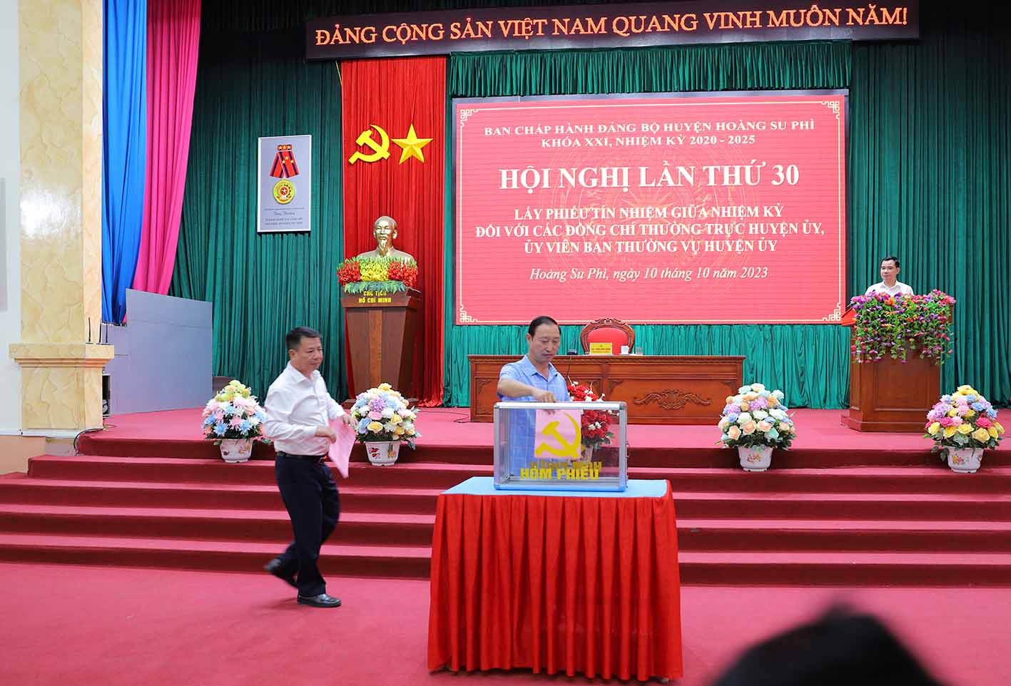 Huyện ủy Hoàng Su Phì tổ chức Hội nghị lấy phiếu tín nhiệm cán bộ thuộc diện Ban Thường vụ Tỉnh ủy quản lý