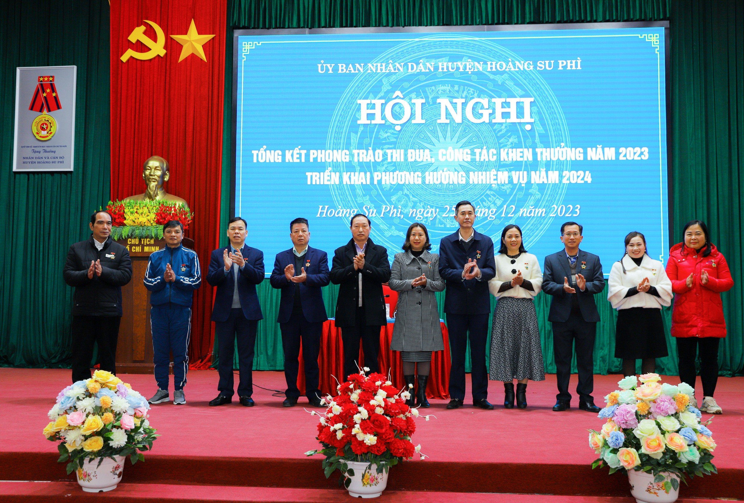 Huyện Hoàng Su Phì tổng kết phong trào thi đua, công tác khen thưởng năm 2023 và triển khai nhiệm vụ năm 2024