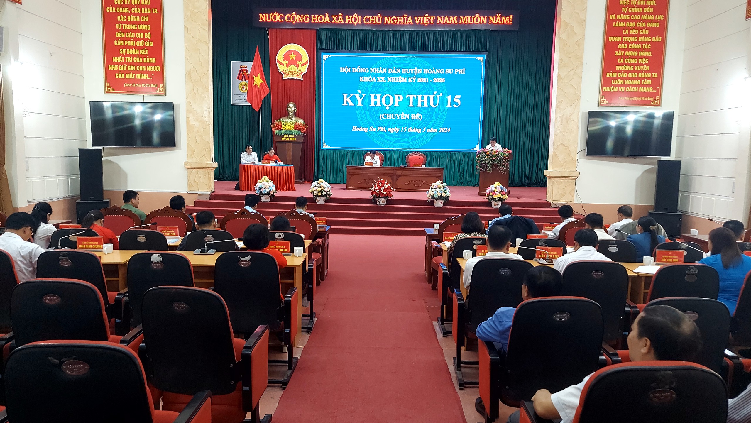 HĐND huyện Hoàng Su Phì tổ chức Kỳ họp thứ 15 (Chuyên đề)