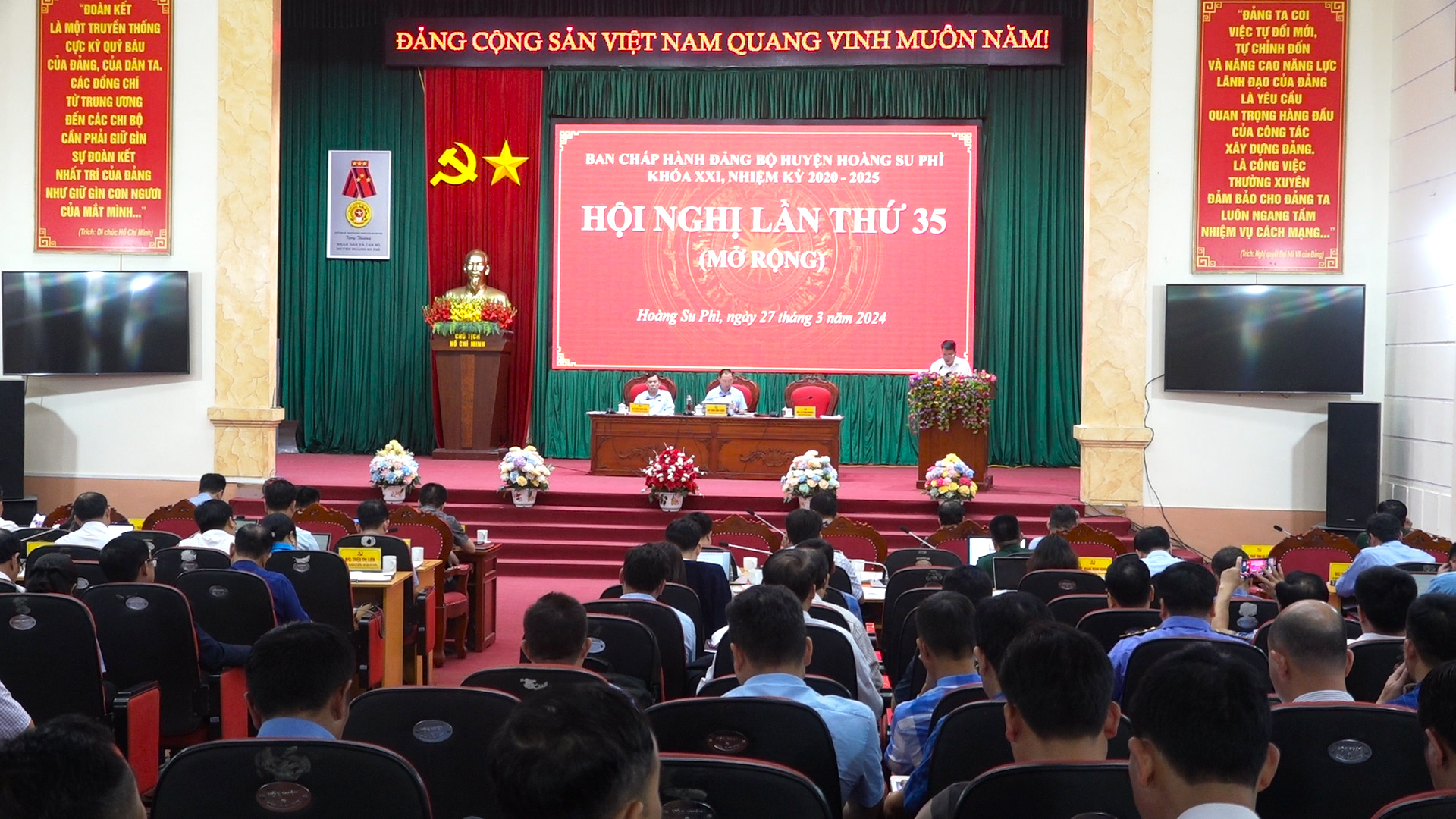 Huyện Hoàng Su Phì tổ chức Hội nghị Ban chấp hành lần thứ 35 (Mở rộng).