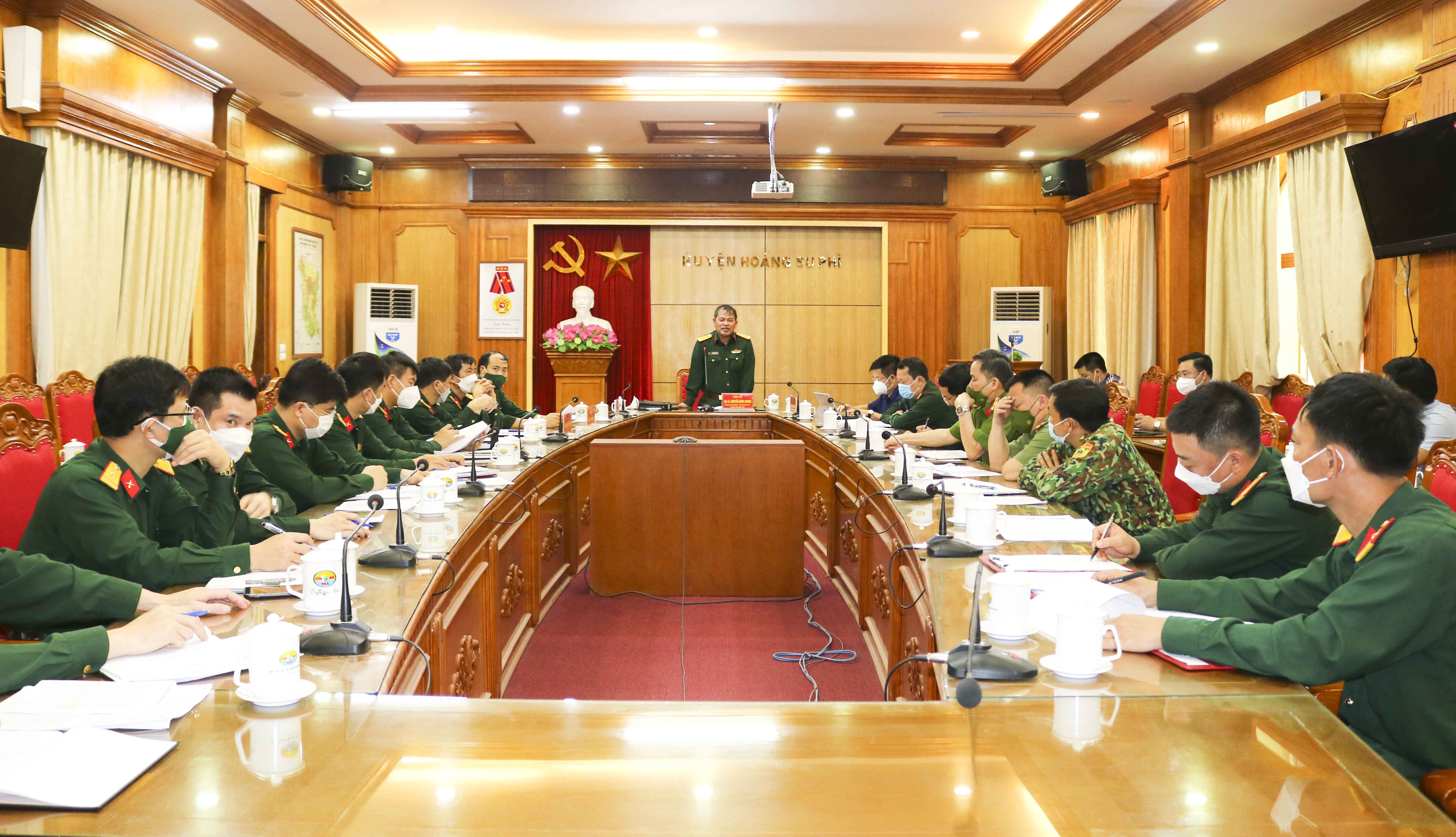 Khảo sát công tác chuẩn bị diễn tập khu vực phòng thủ huyện Hoàng Su Phì
