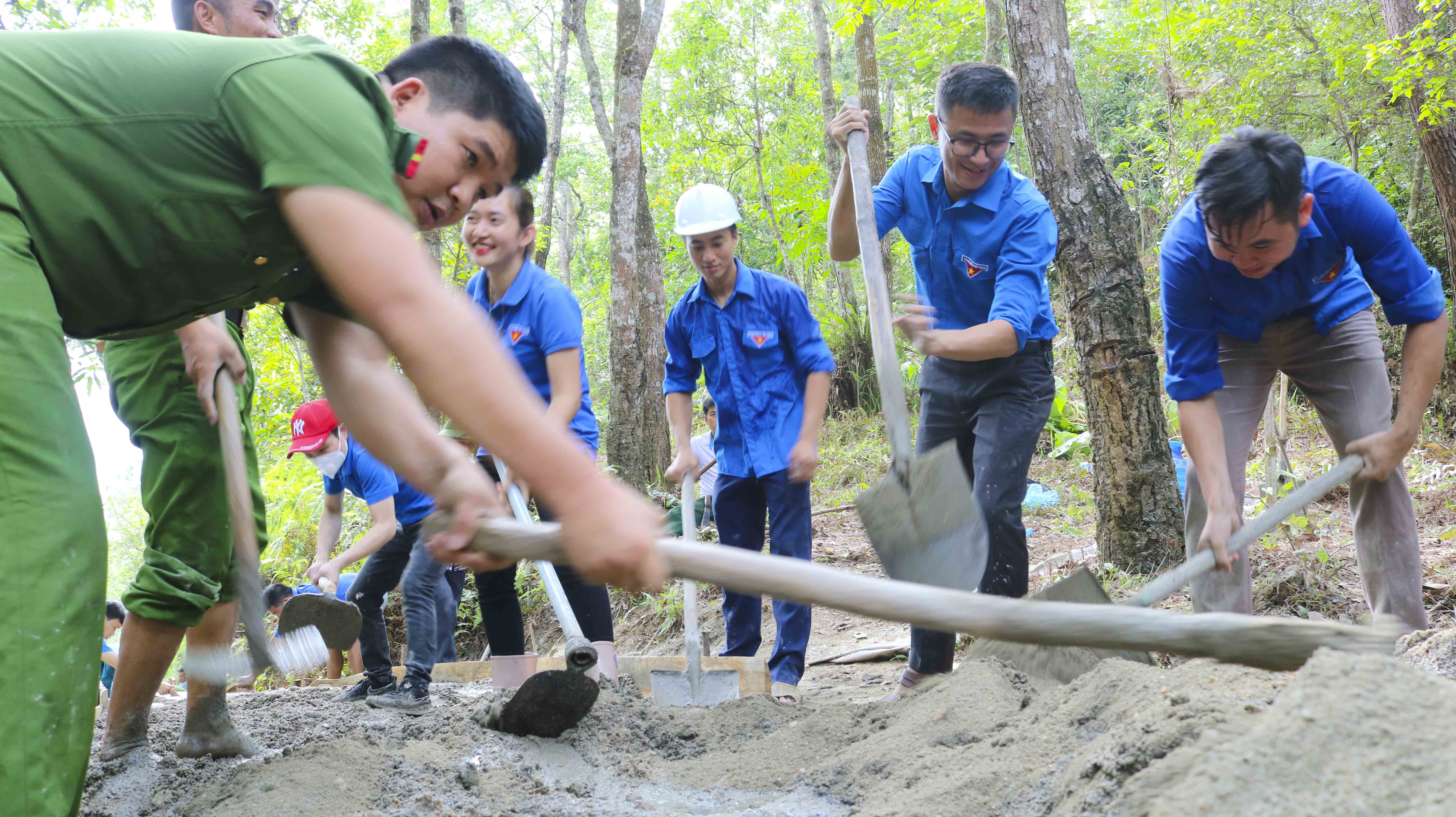 Huyện đoàn Hoàng Su Phì xây dựng công trình thanh niên