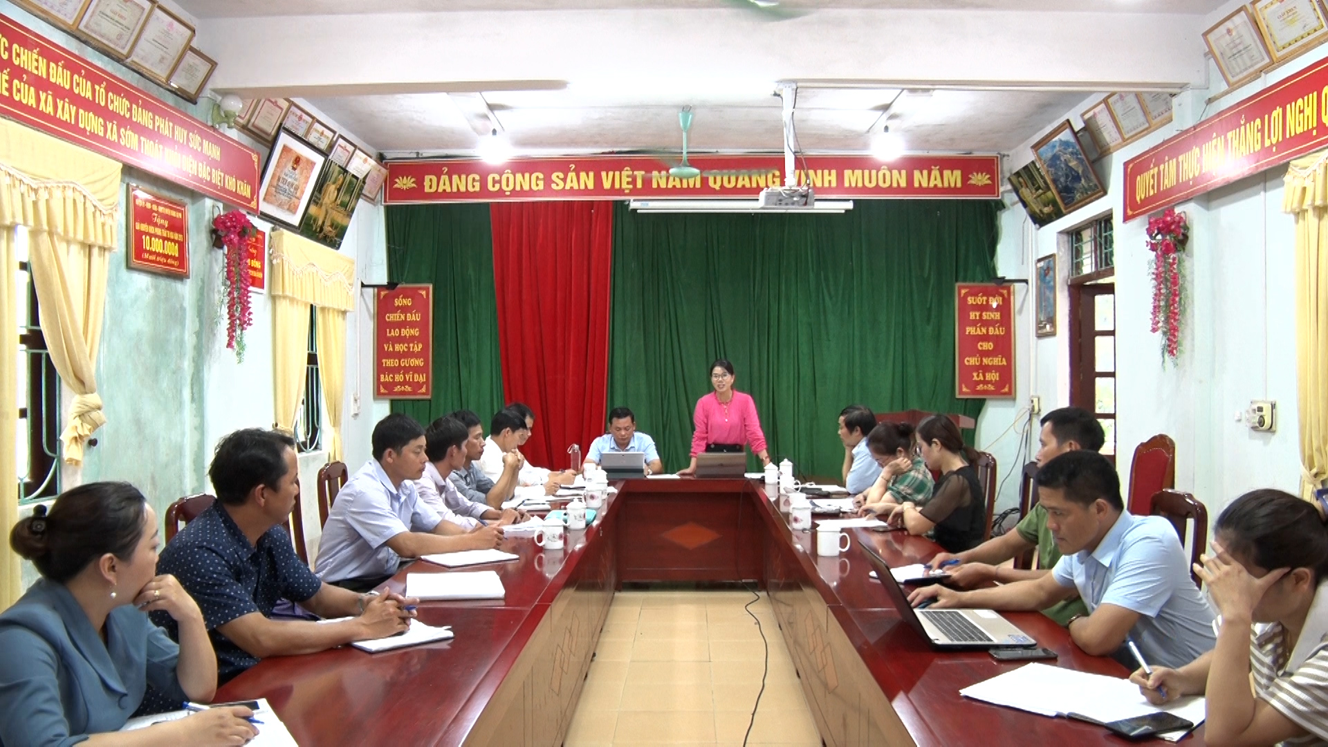 Lãnh đạo Sở Văn hoá, Thể thao và Du lịch tỉnh làm việc tại huyện Hoàng Su Phì