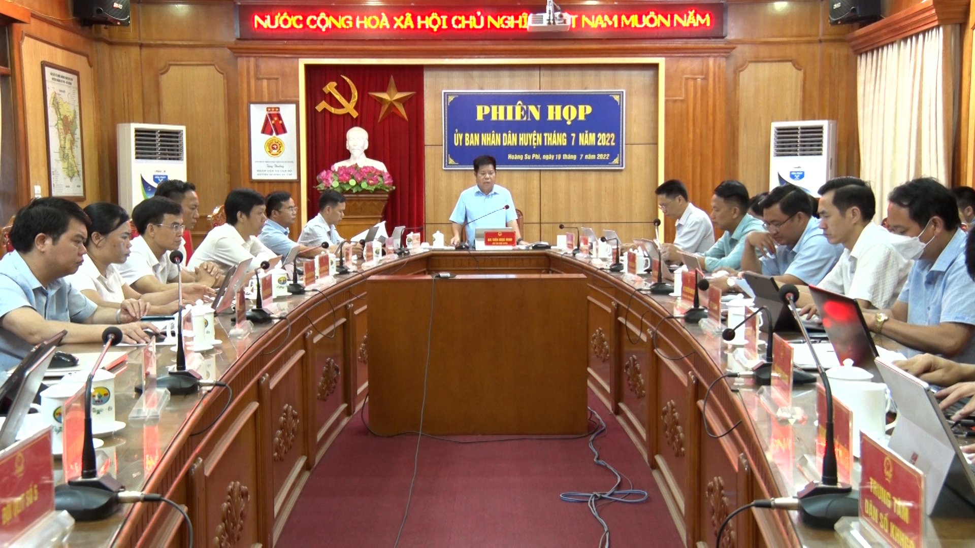 Phiên họp thành viên UBND huyện Hoàng Su Phì tháng 7 năm 2022