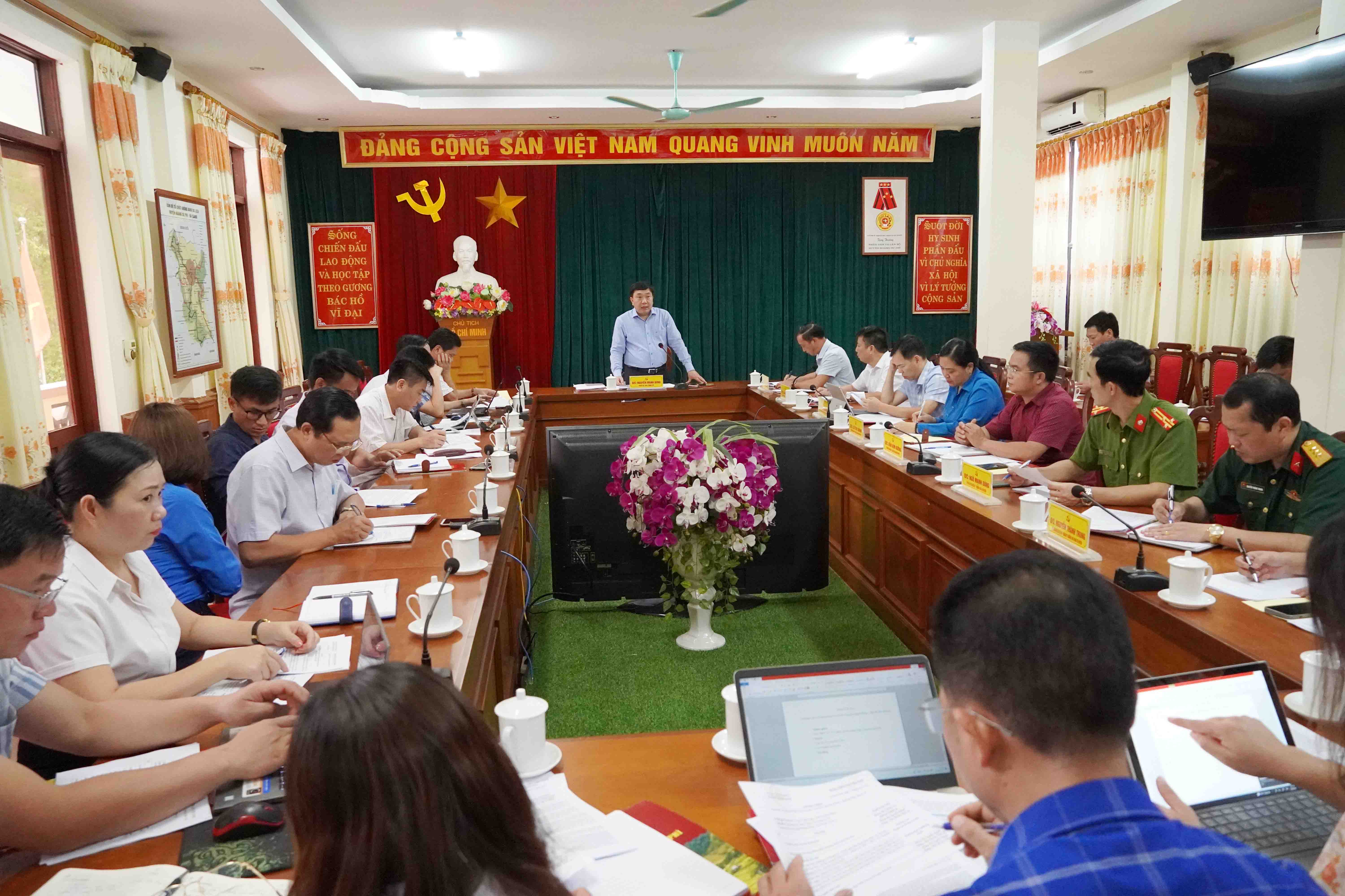 Phó Bí thư Tỉnh ủy Nguyễn Mạnh Dũng làm việc với BTV Huyện ủy Hoàng Su Phì