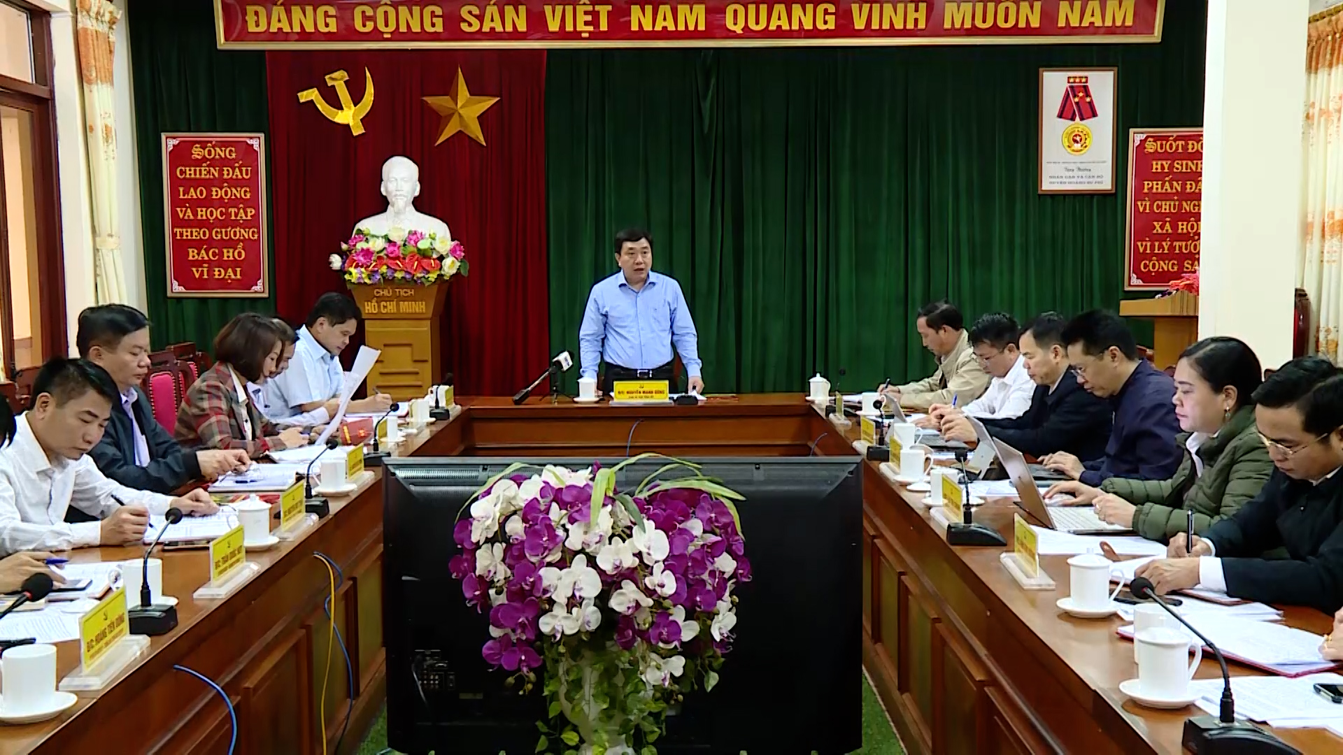 Phó Bí thư tỉnh ủy Nguyễn Mạnh Dũng làm việc với BTV Huyện ủy Hoàng Su Phì.
