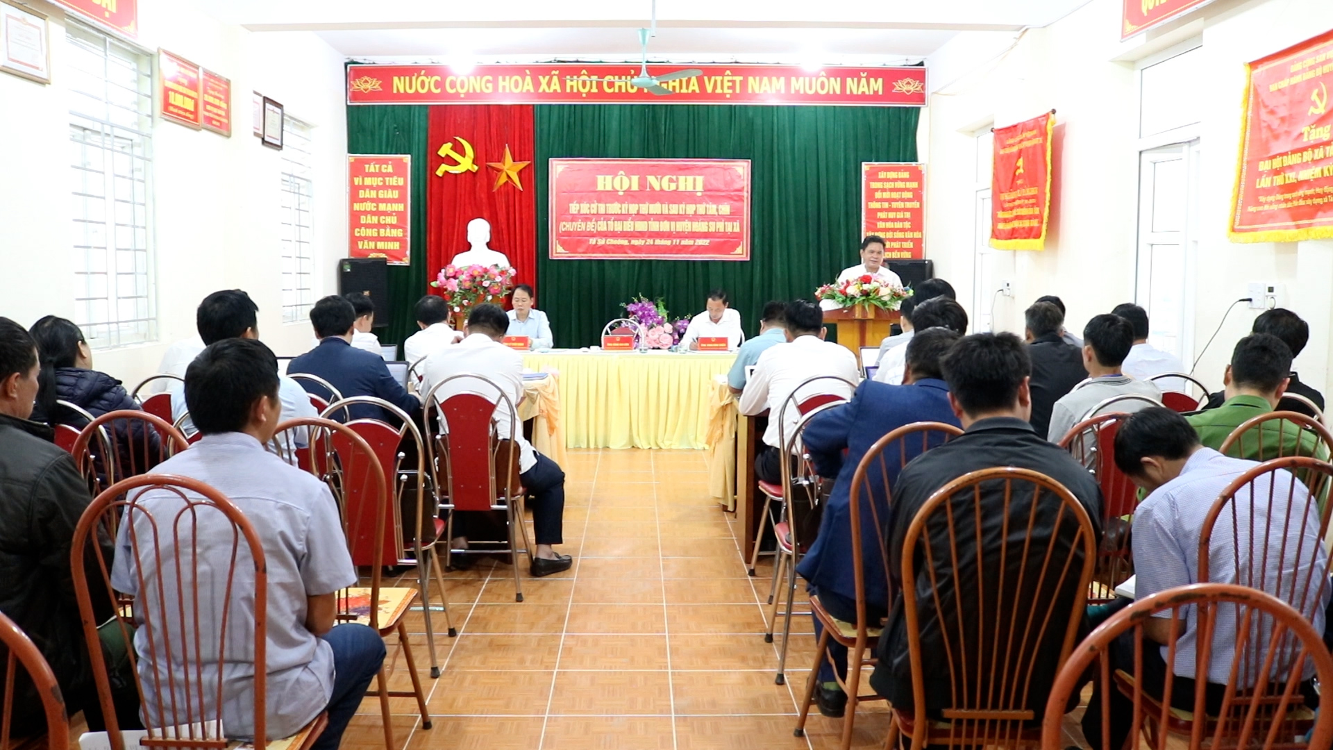 Tổ đại biểu HĐND tỉnh, đơn vị huyện Hoàng Su Phì tiếp xúc cử tri trước Kỳ họp thứ Mười HĐND tỉnh khóa XVIII