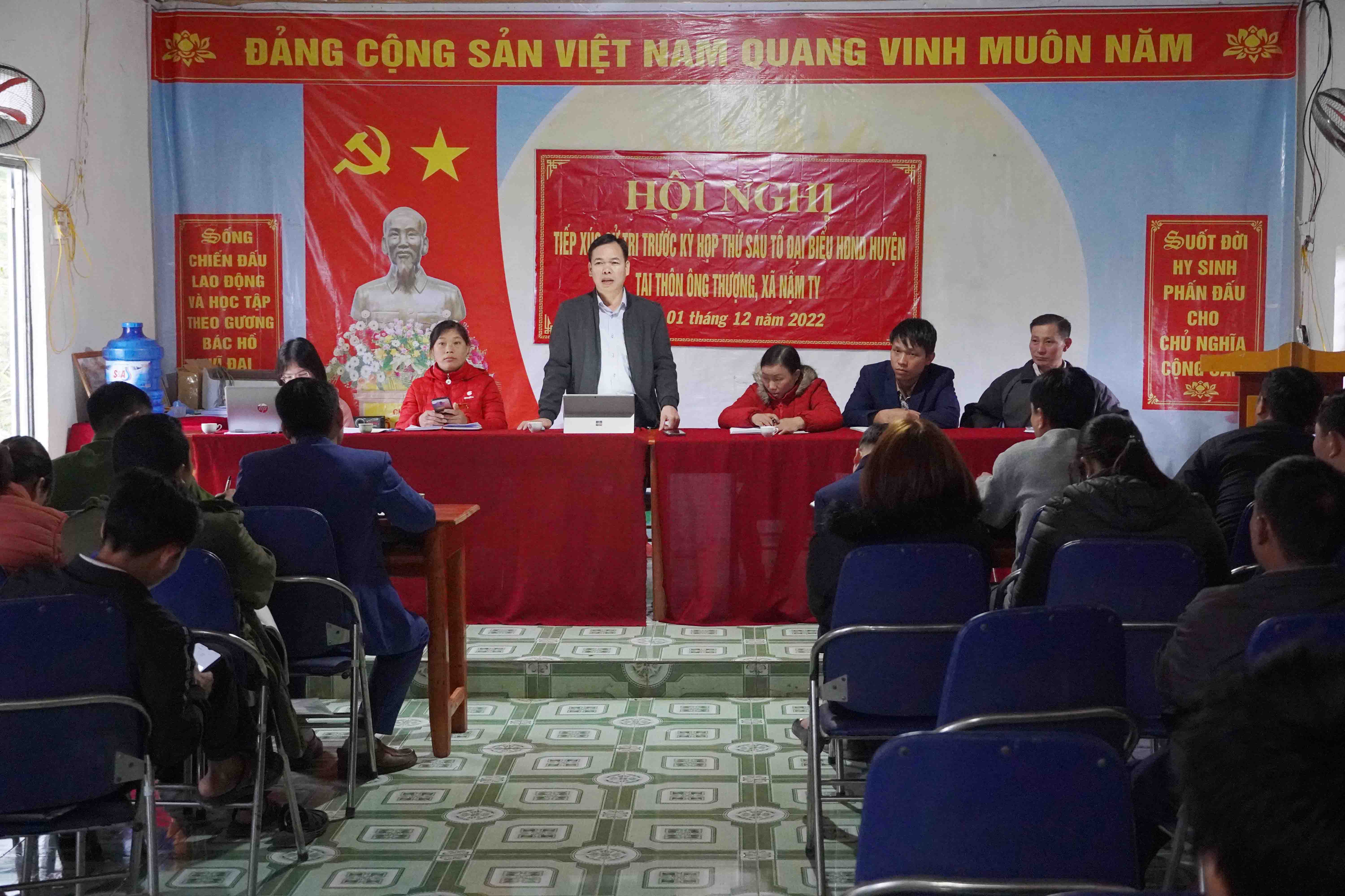 Tổ đại biểu HĐND huyện Hoàng Su Phì TXCT tại xã Nậm Ty
