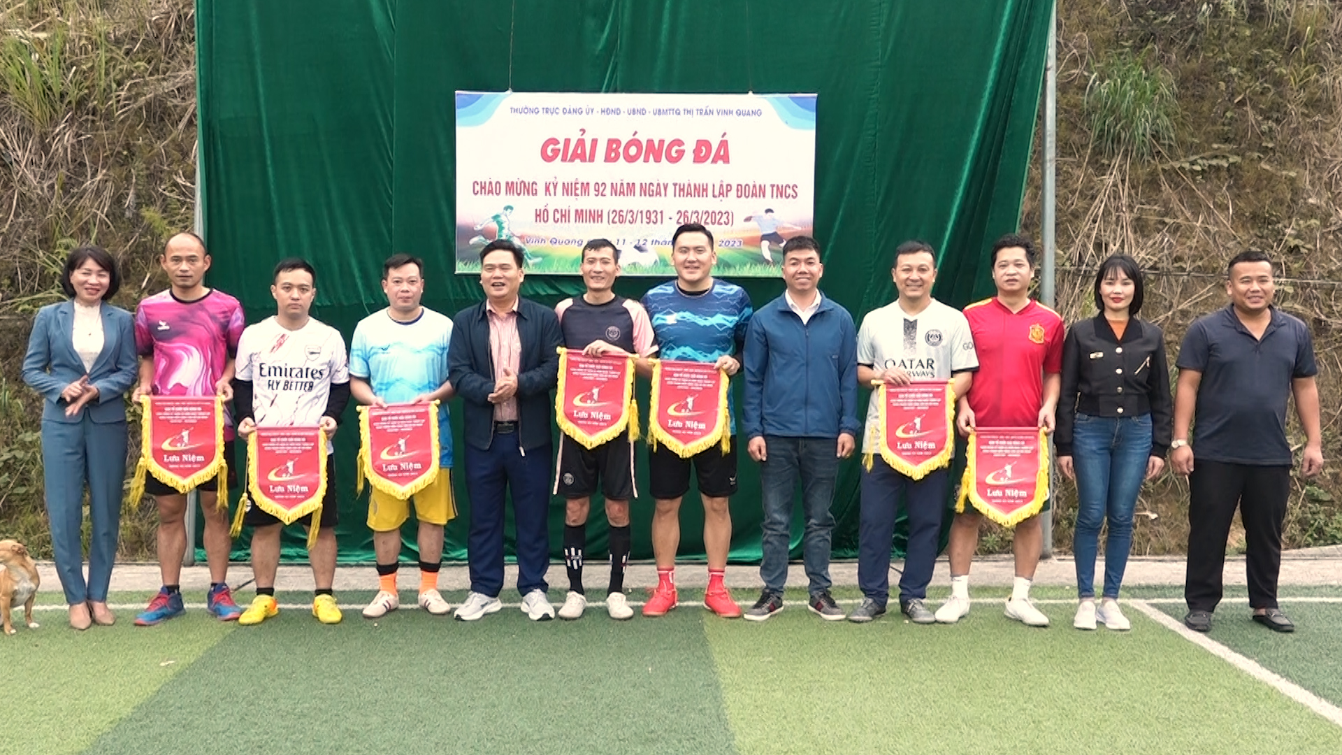 Khai mạc giải bóng đá thị trấn Vinh Quang chào mừng thành lập đoàn 26/3.
