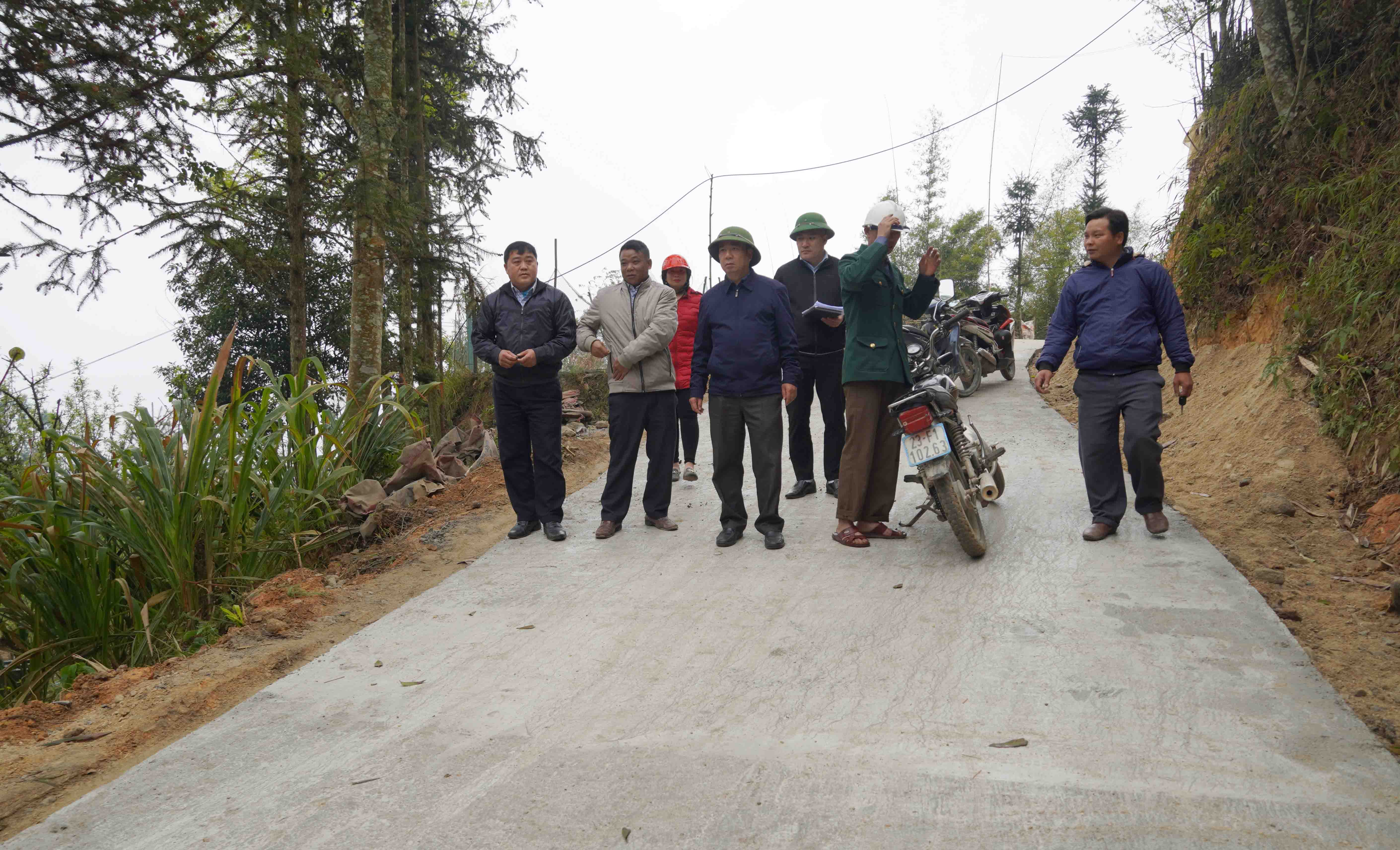 Đoàn công tác HĐND huyện Hoàng Su Phì giám sát 3 Chương trình MTQG tại xã Chiến Phố