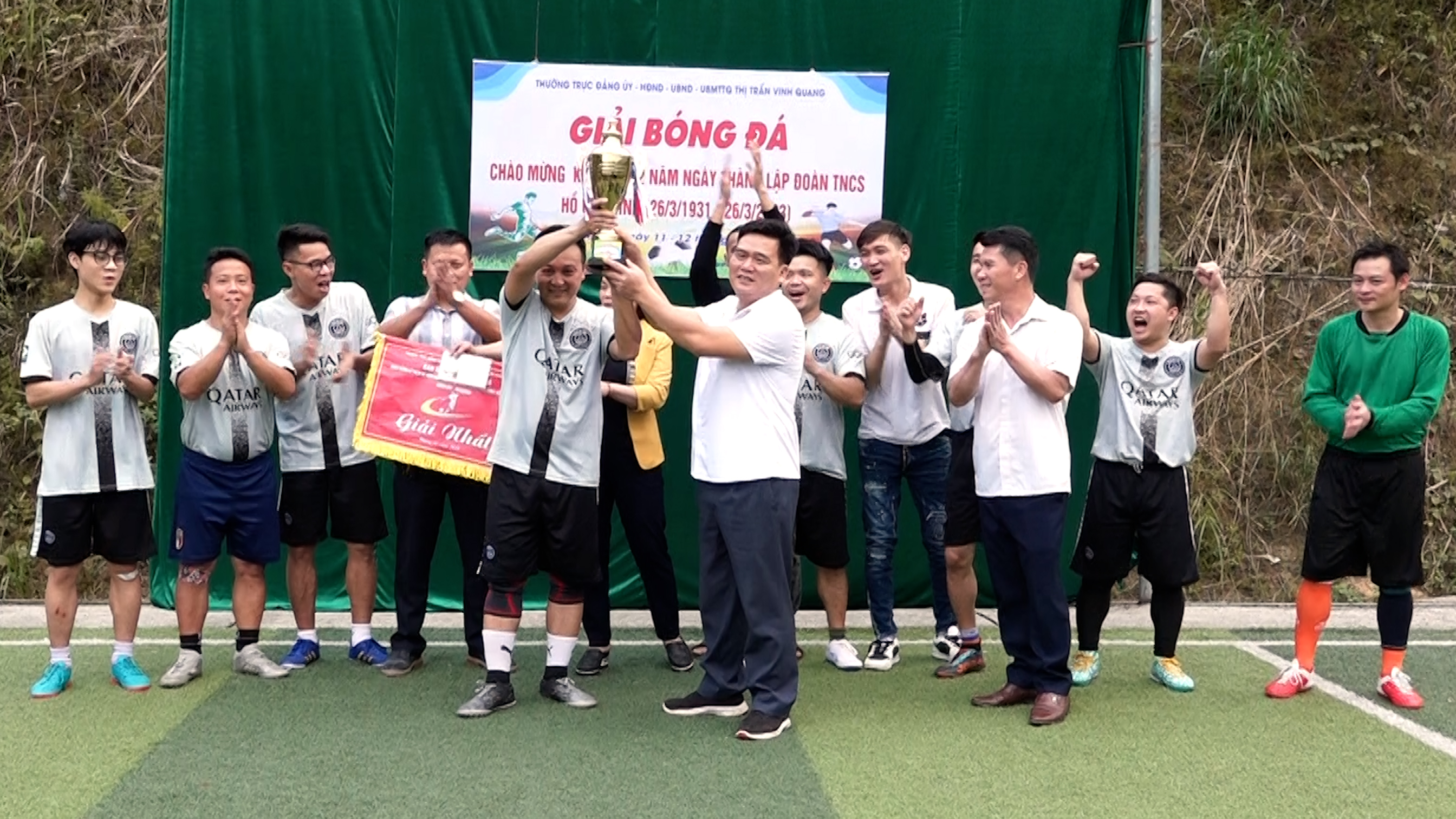 Ghi nhận giải bóng đá Nam chào mừng kỷ niệm ngày thành lập Đoàn 26/3.