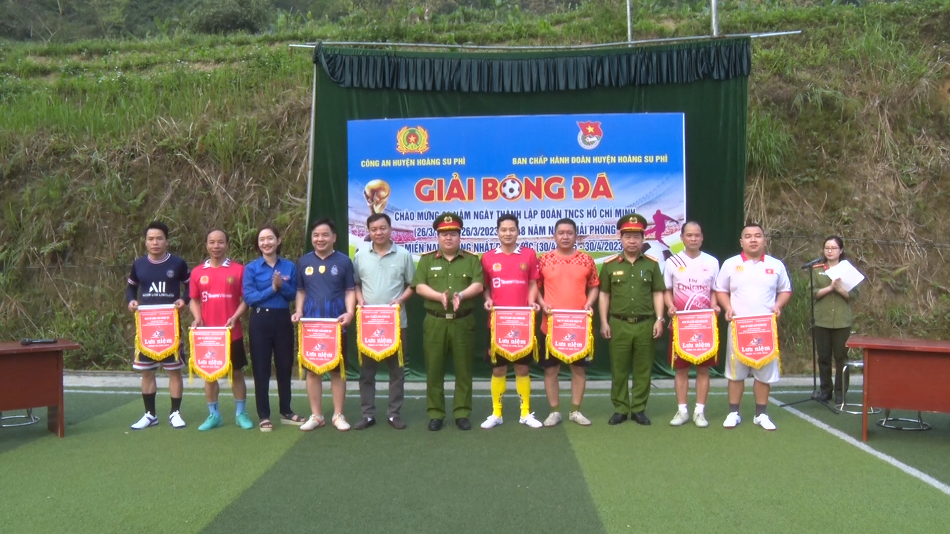 Công an huyện Hoàng Su Phì khai mạc Giải bóng đá chào mừng ngày thành lập Đoàn 26/3