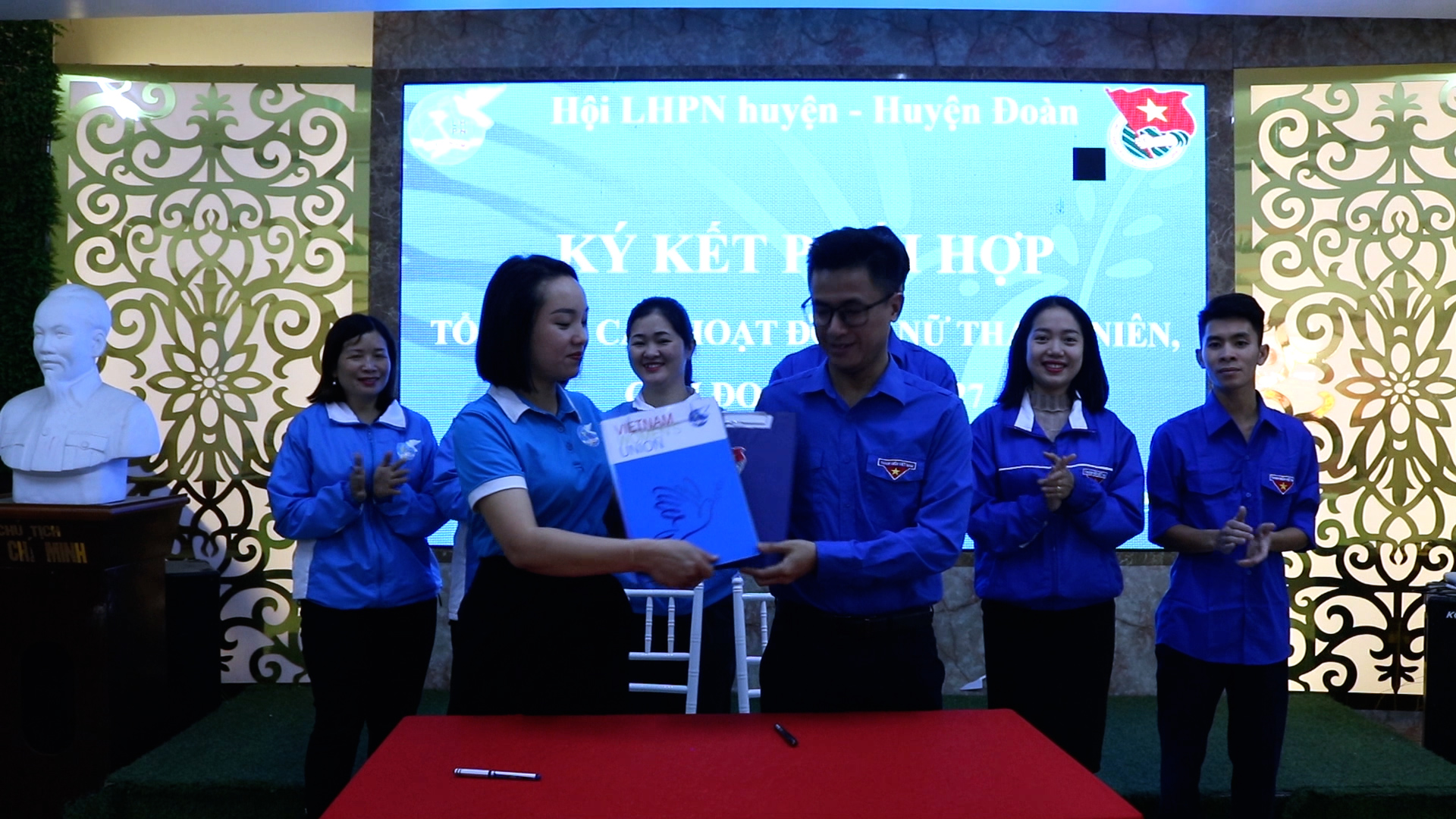 Hội Liên hiệp Phụ nữ huyện Hoàng Su Phì ký kết chương trình phối hợp