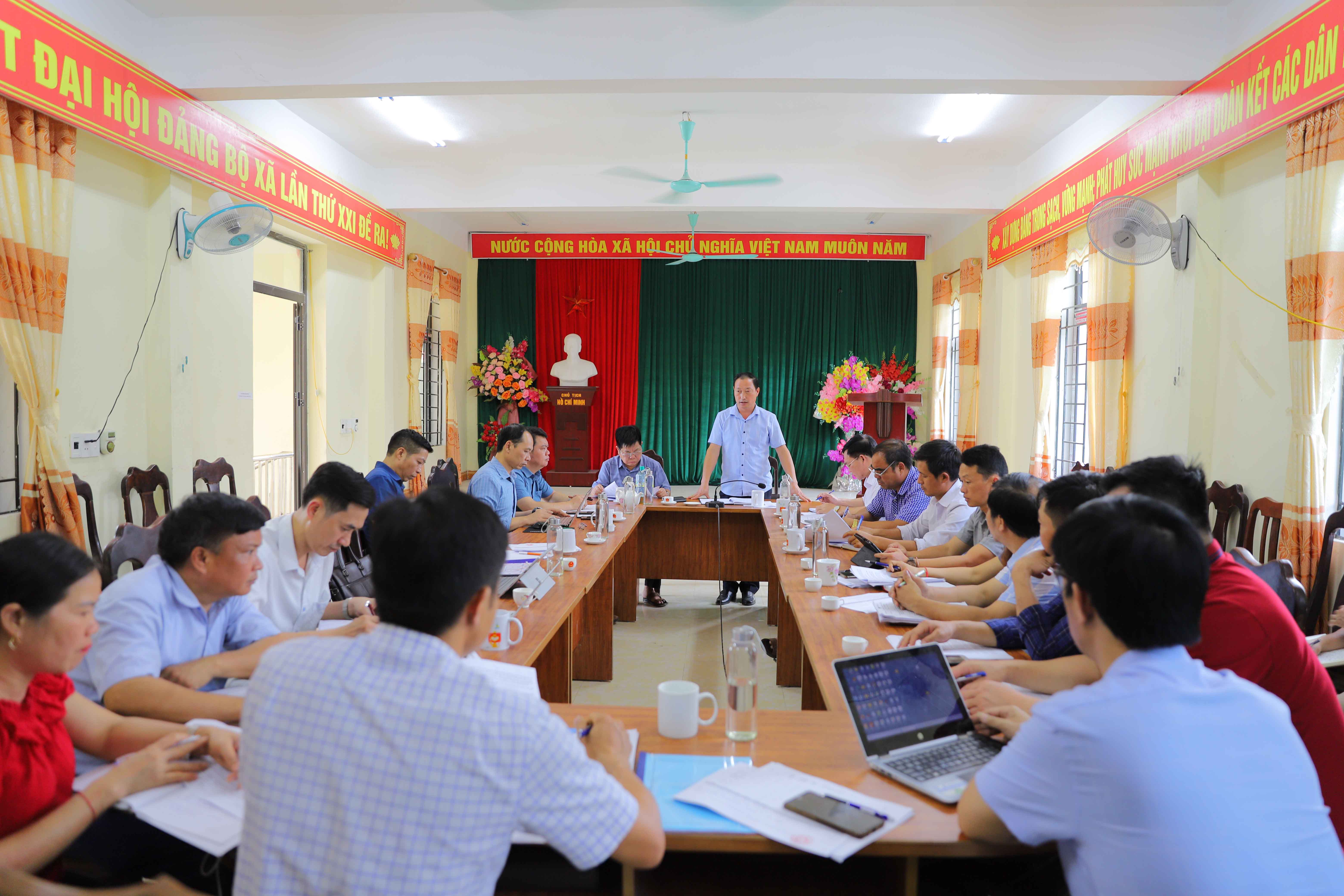 Bí thư Huyện ủy Hoàng Su Phì, kiểm tra tiến độ thực hiện 3 chương trình mục tiêu quốc gia tại xã Nậm Dịch